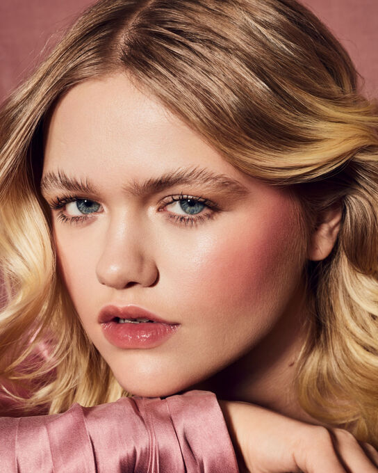 FENTY CHEEKS BLUSH PETAL POPPIN